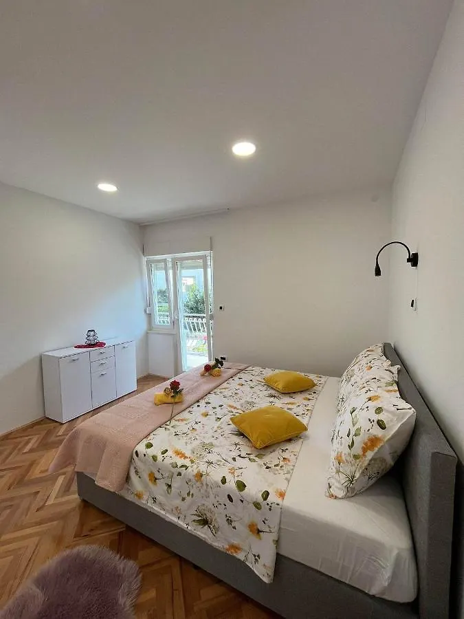 Apartments Luce - Dome Split 0*,