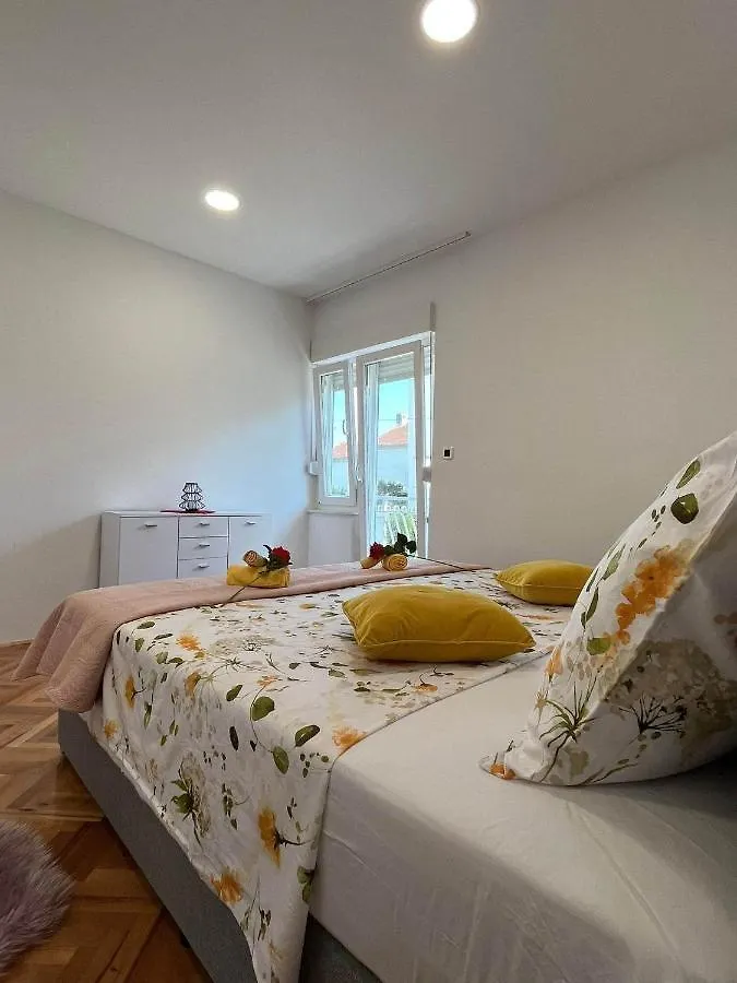 Apartments Luce - Dome Split